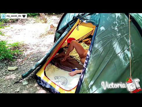❤️ Gefilmd op camera Gepassioneerd aftrekken Vreemdeling in een tent Porno at nl.allo-sex.ru ☑